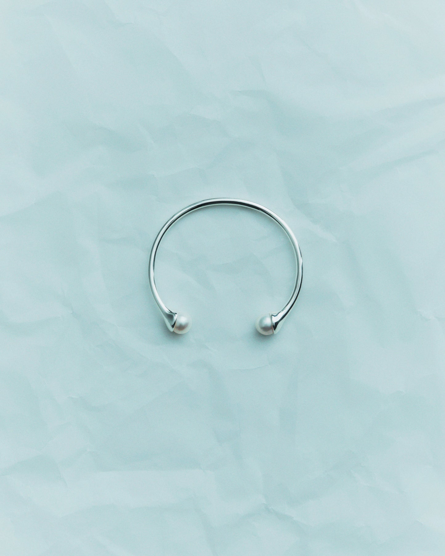 Lumora Bangle